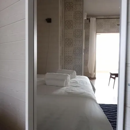 Beachfront Porto De Mos - Apartman Lagos