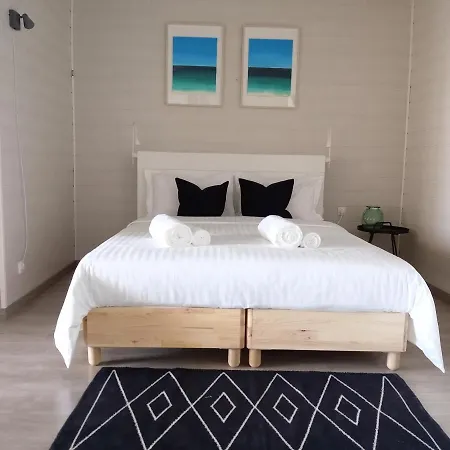 Beachfront Porto De Mos - *