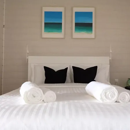 Beachfront Porto De Mos -