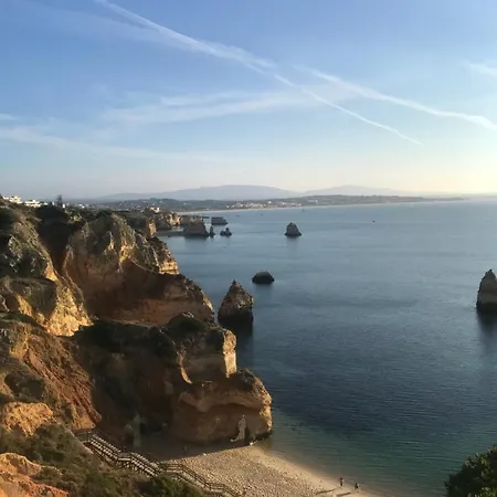 Beachfront Porto De Mos - דירה