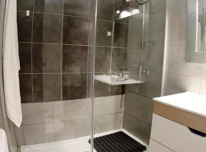 Beachfront Porto De Mos - 아파트 *