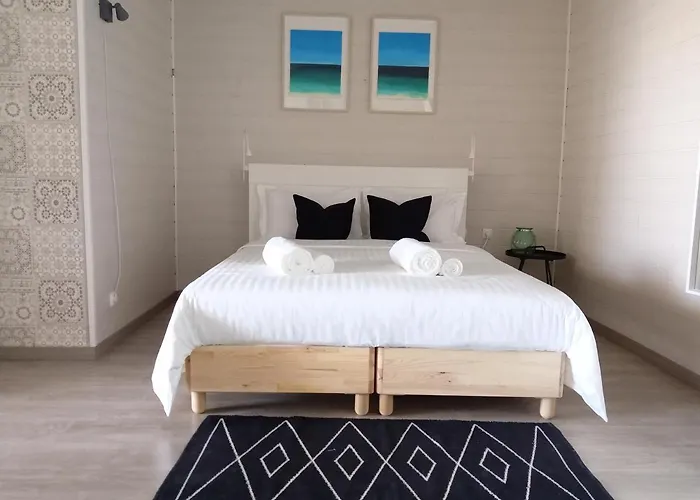 Beachfront Porto De Mos - *